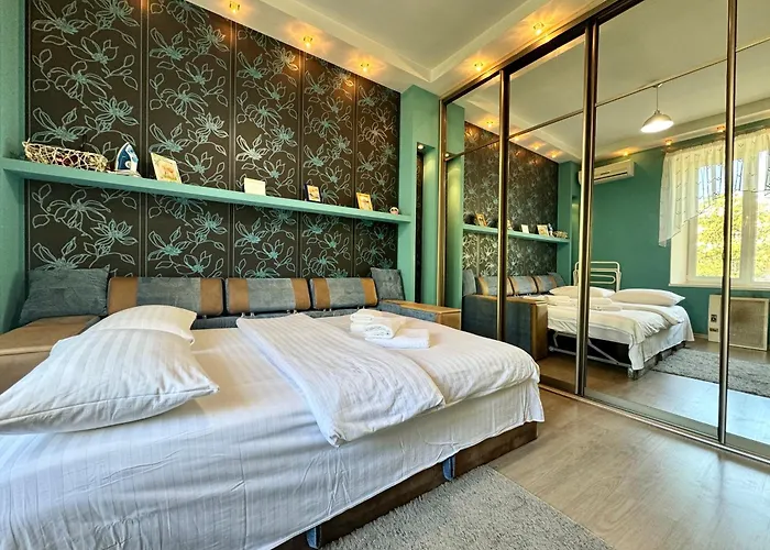 Apartpoltava, Однокімнатні Апартаменти З Кутовою Ванною, Біля Краєзнавчого Музею, Арт Кафе Кавун