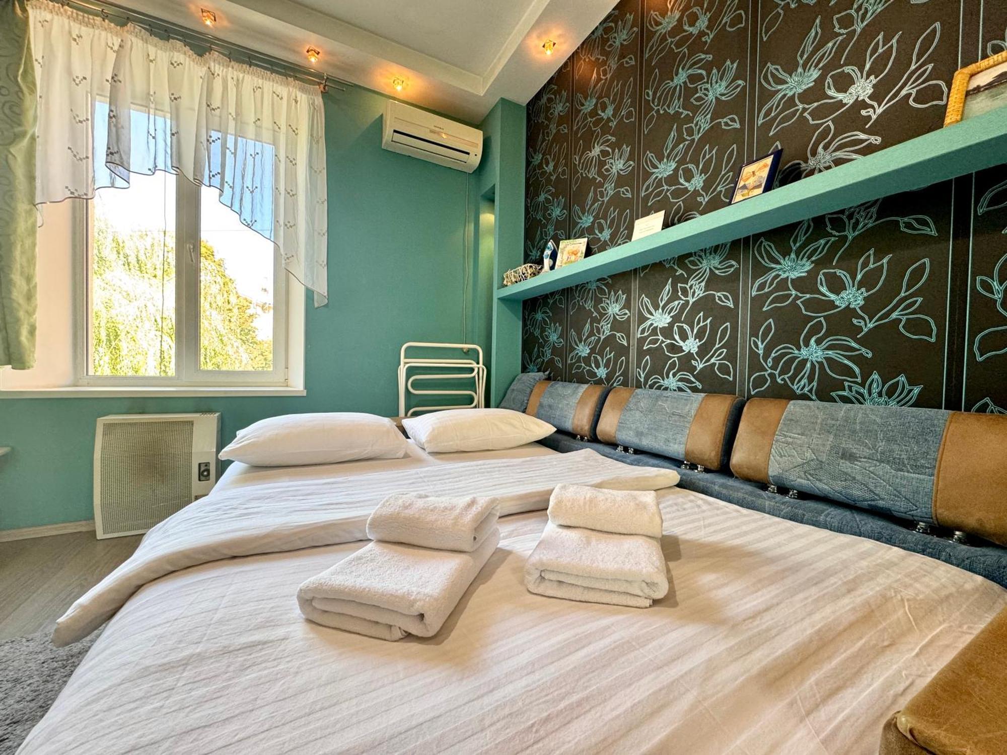 Apartment Apartpoltava: Cozy Near Art Café And Museum