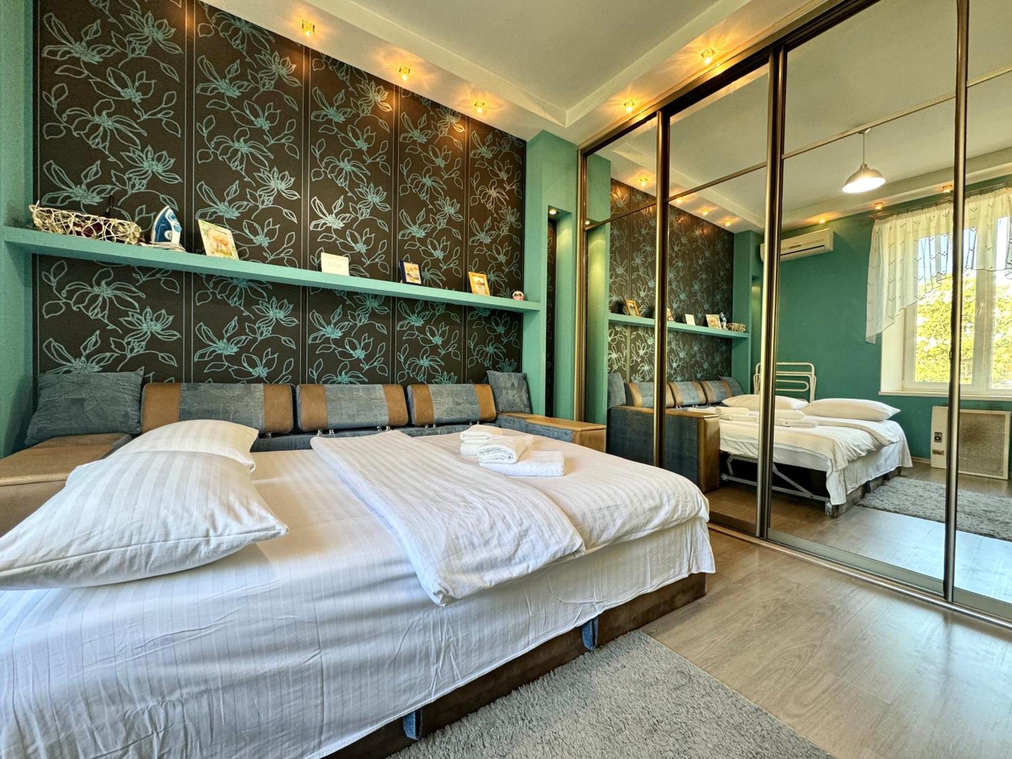 Apartpoltava: Cozy Near Art Café And Museum * Poltava